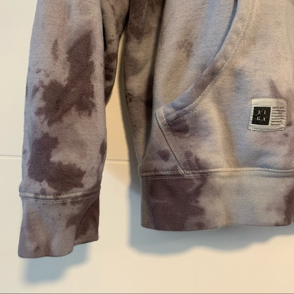 LIRA | Custom Dyed Graphic Hoodie - Picture 2 of 10